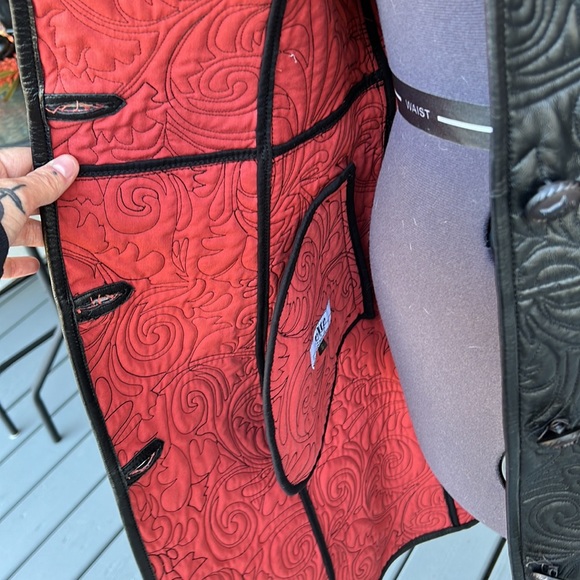 Never worn!! Quilted Leather Coat!!! - Picture 7 of 9